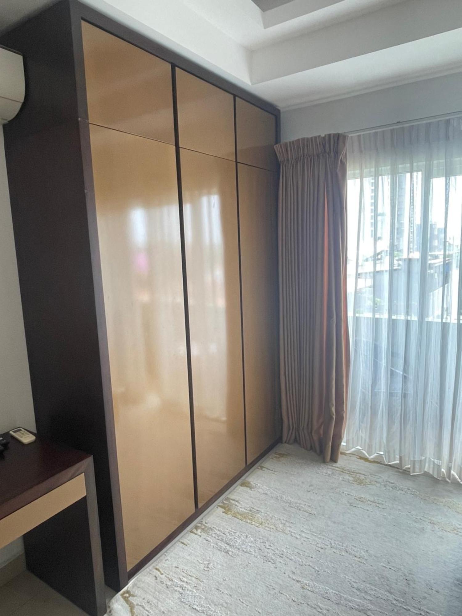 Ocean Breeze Sea View Luxury Apartments Negombo Extérieur photo